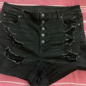 NWOT American Eagle Outfitters Black Distressed Curvy Super High Rise Shorts
